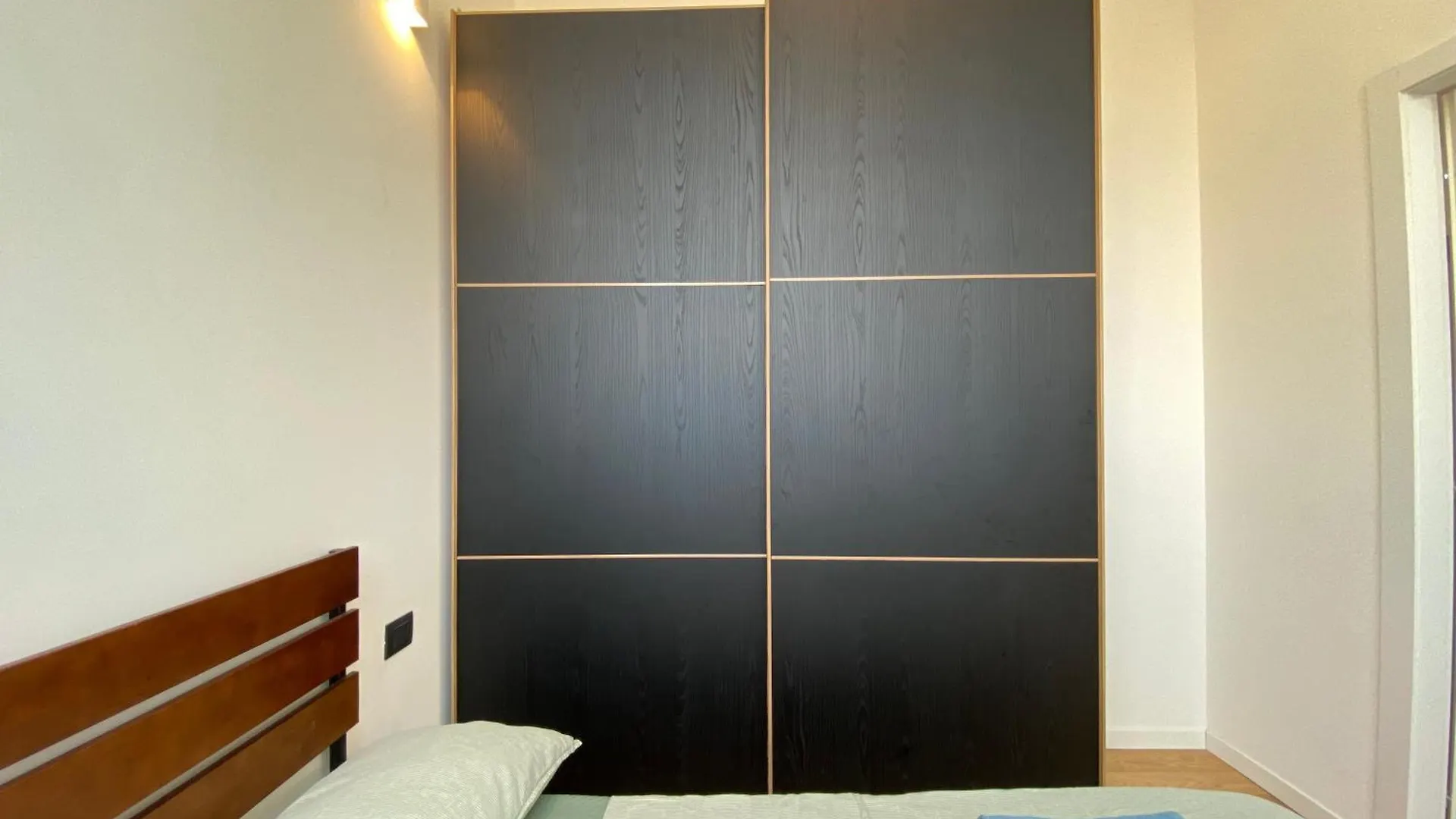 Modern 3 Bedrooms Apartment Milan 0*,