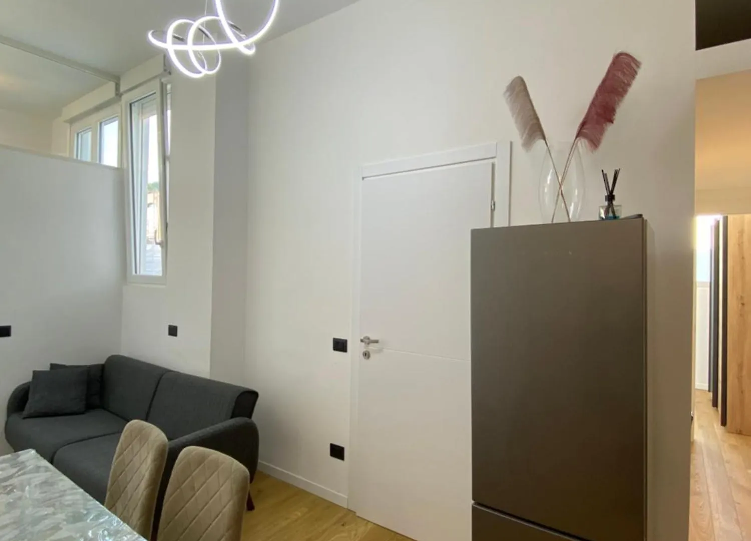Modern 3 Bedrooms Apartment Milan