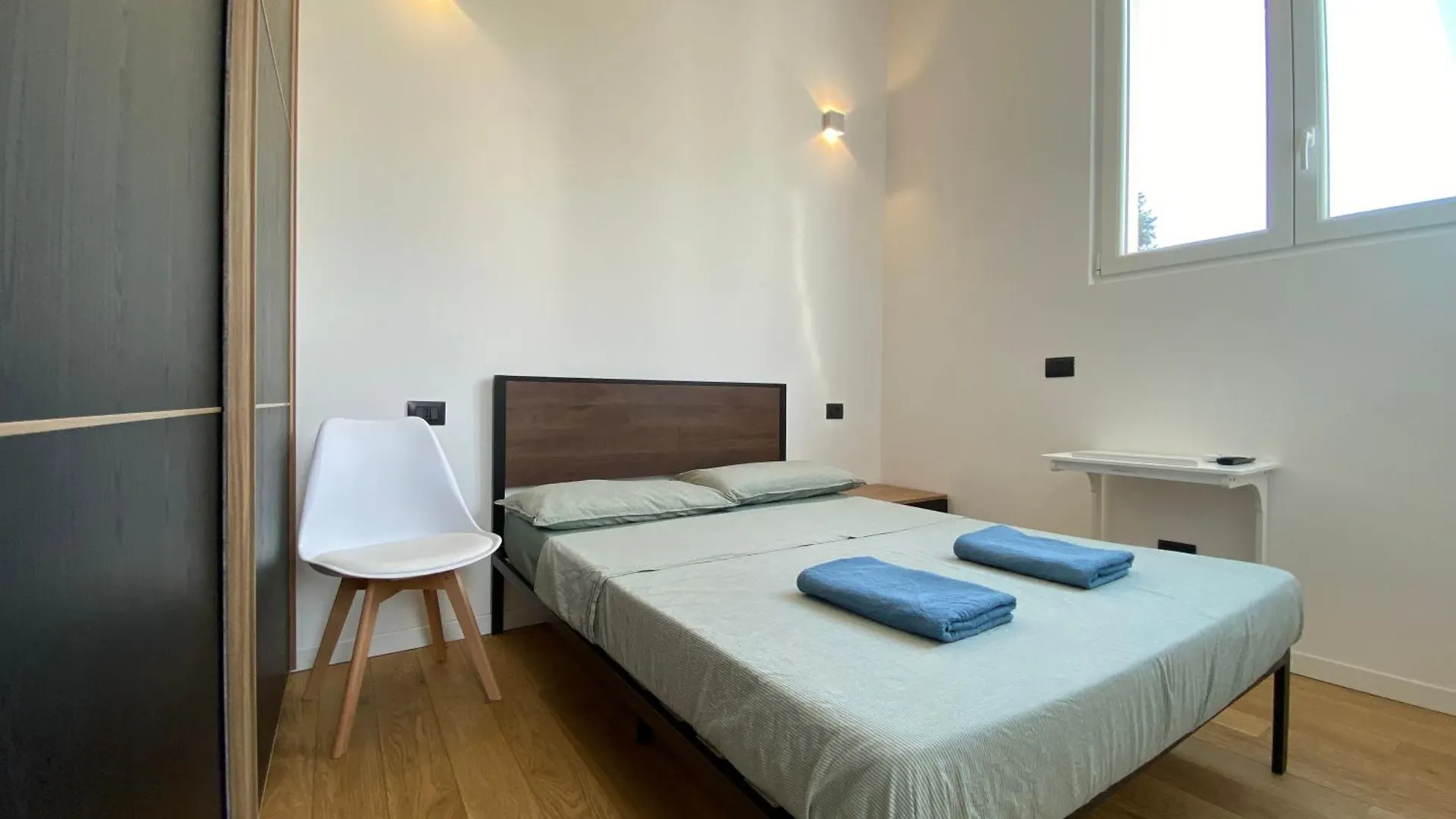 Modern 3 Bedrooms Apartment Milan 0*,