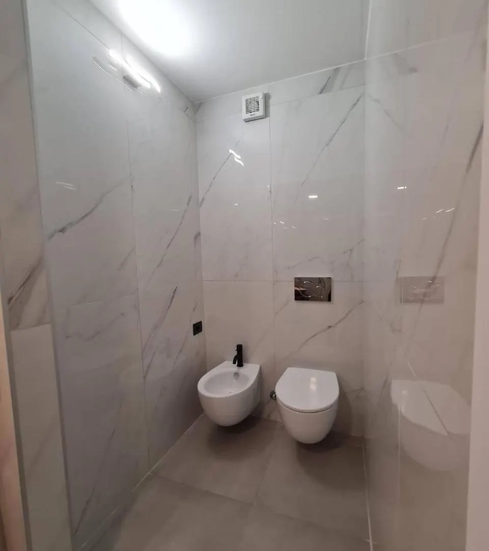 Modern 3 Bedrooms Apartment Milan 0*,