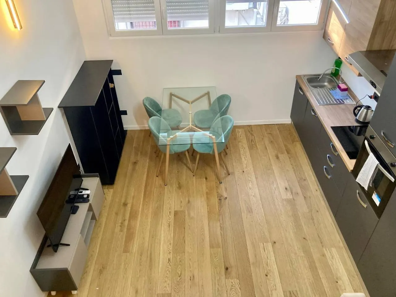 Modern 3 Bedrooms Apartment Milan 0*,  Italy